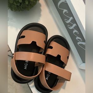 Baby sandals